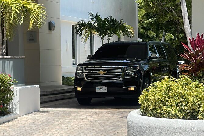 2JAYS VIP Transportation – Airport Private SUV Transfer {one way} - Dropping you at the right terminal or airline entrance