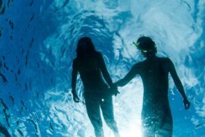 3HR Emerald reef snorkeling, iguana island and shipwreck tour - What you get on the boat: gear, food, and how the crew runs it
