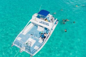 Private 7-Hour Catamaran Tour in Turks and Caicos - Grace Bay Beach + the Old Soviet Shipwreck: Short Stop, Big Story