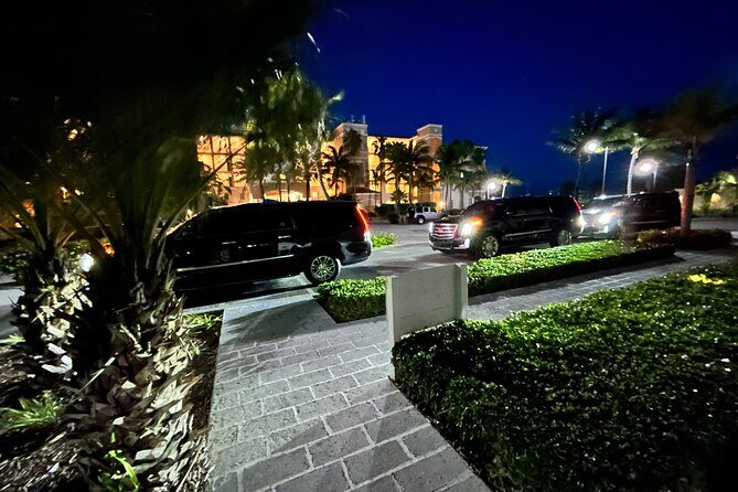 Private Luxury Airport Transportation RoundTrip - Luxury customization: SUV requests and more flexible transport