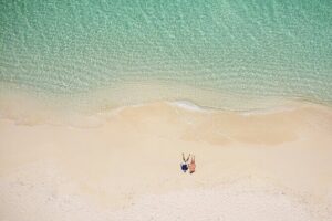 Private Photoshoot in the Turks and Caicos Islands - Two-location shooting: your villa first, then the beach