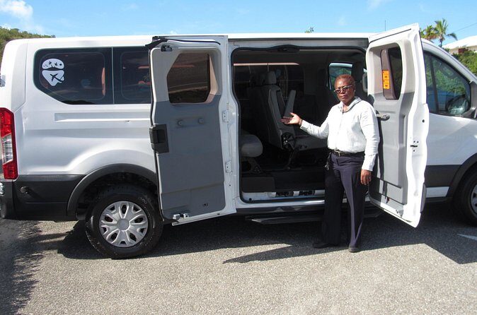 Shared Providenciales Airport Transfer (Round-Trip) - Air-conditioning and clean vehicles: the comfort you’ll notice fast