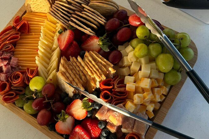 Sunset Cruise from Providenciales - Snacks and drinks: what you can expect during the sail